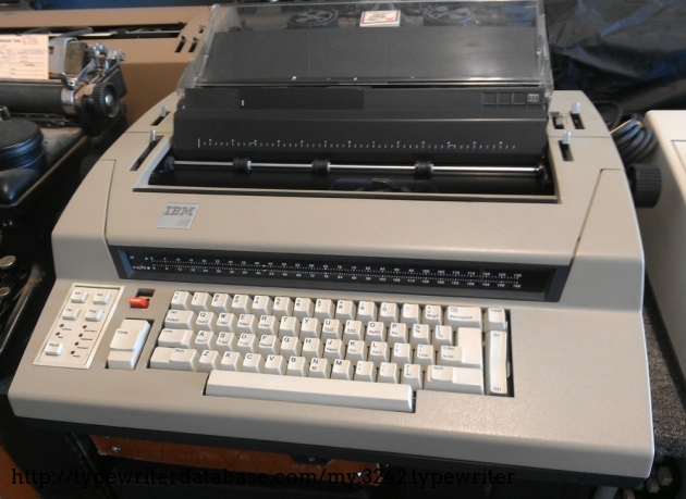 Detail Ibm Electronic Typewriter Nomer 10