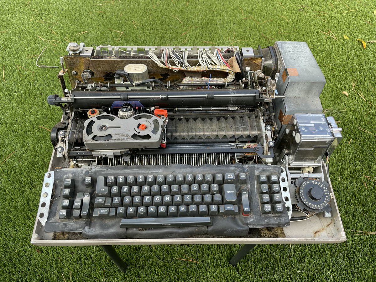 Detail Ibm Electronic Typewriter Nomer 47