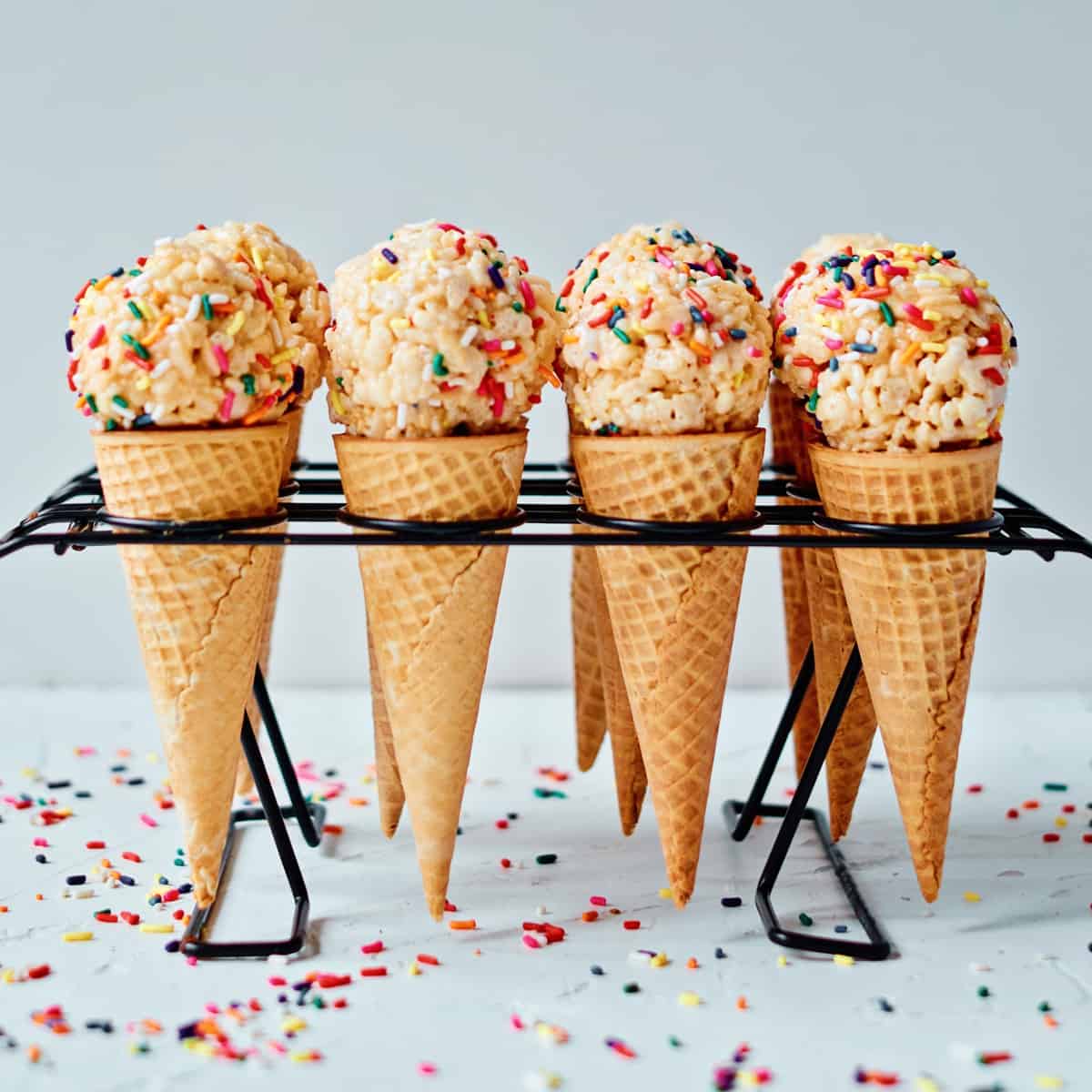 Detail Ice Cream Cone Pics Nomer 30