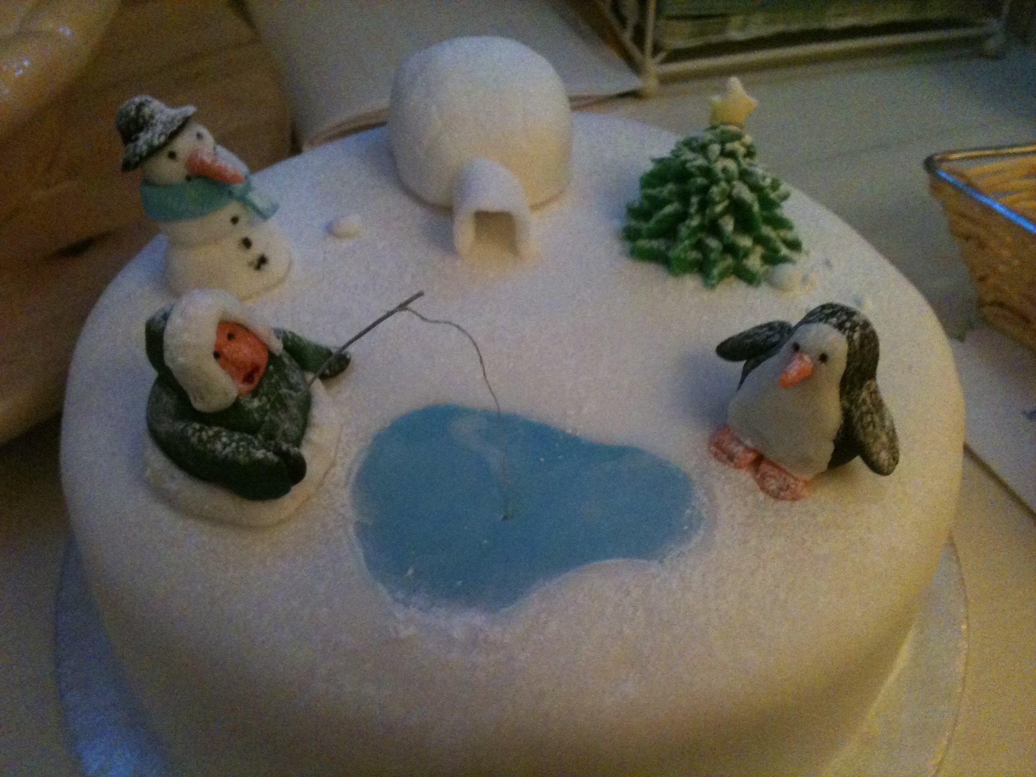 Detail Igloo Cakes With Penguins Nomer 37