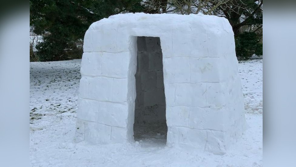 Detail Igloo Pics Nomer 24