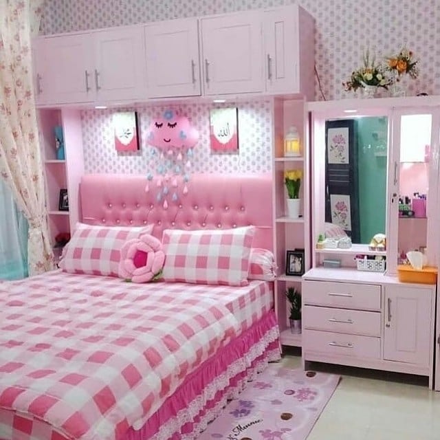 Detail Desain Kamar Pink Sederhana Nomer 29