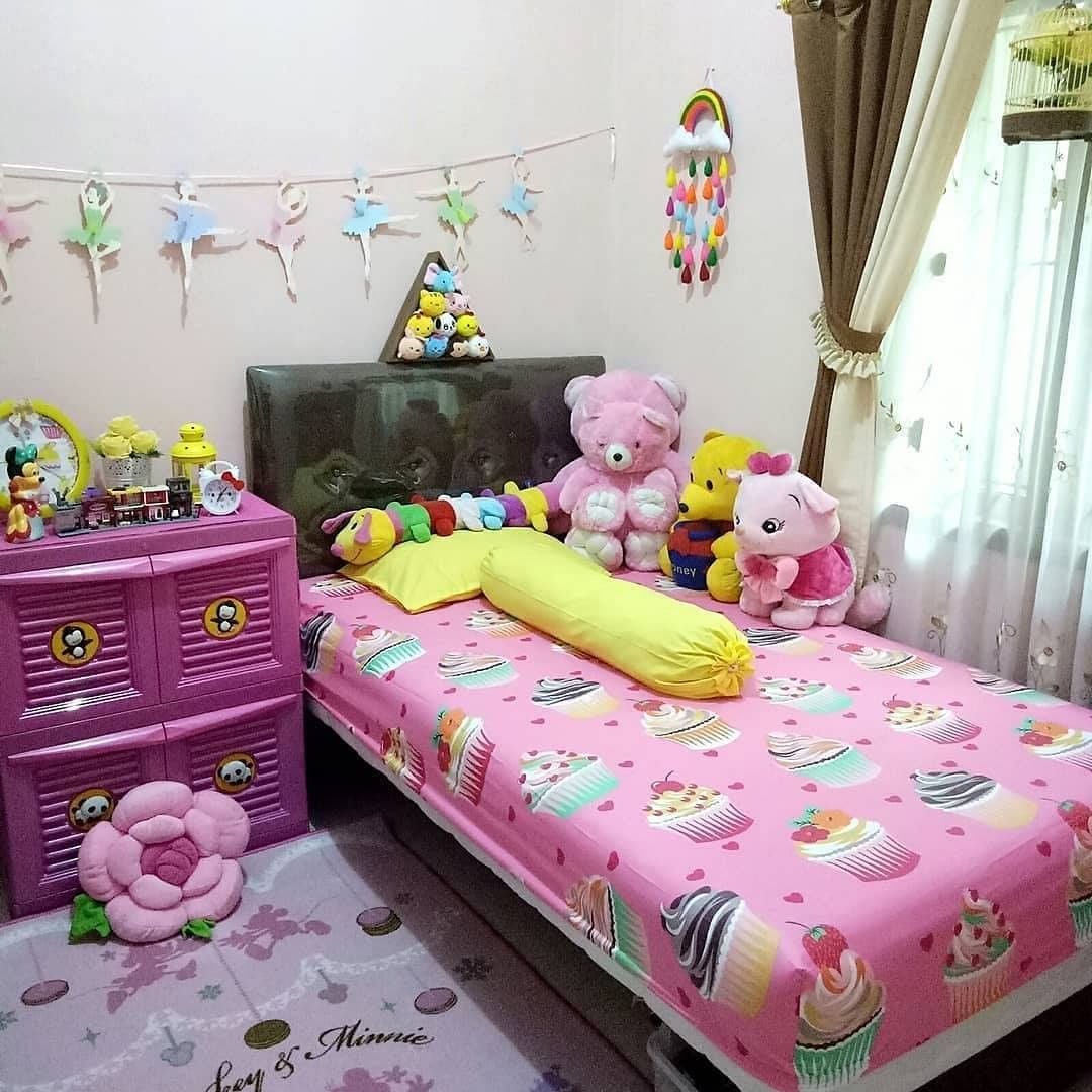 Detail Desain Kamar Pink Sederhana Nomer 30