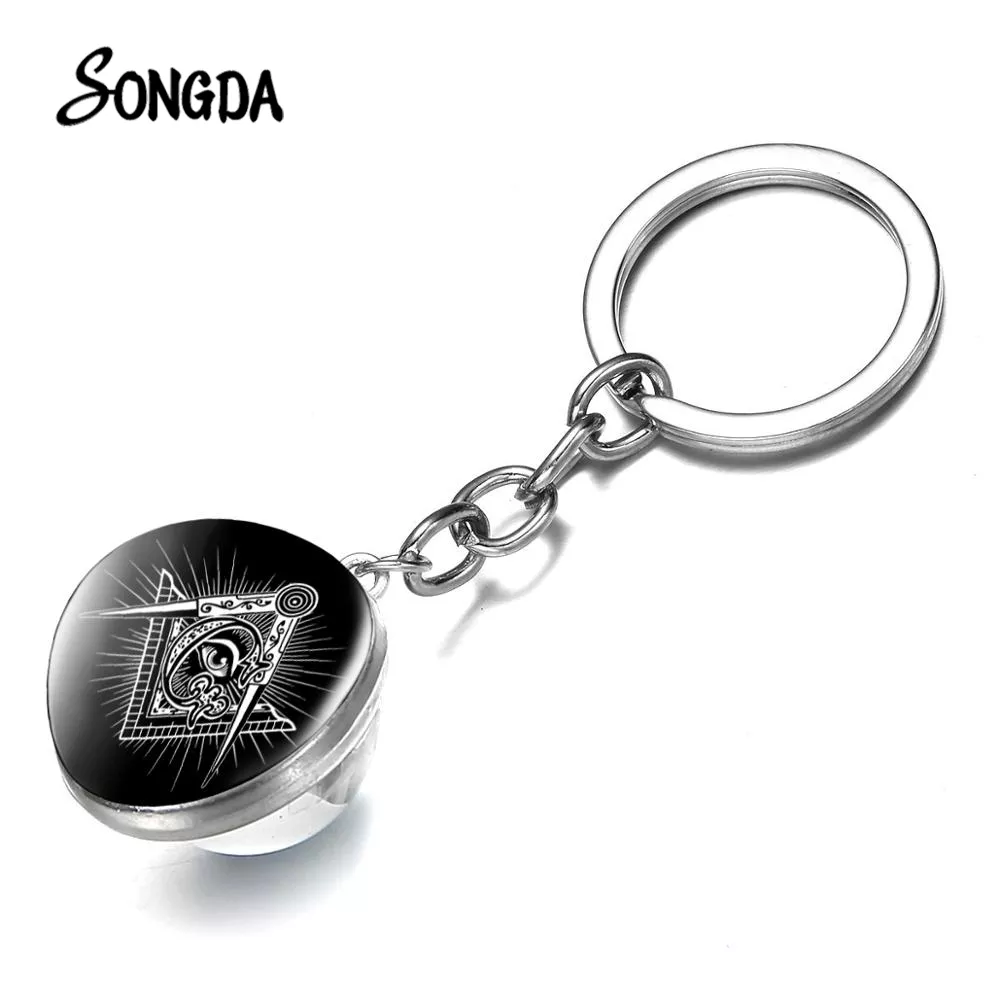Detail Illuminati Keychain Nomer 29