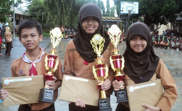 Detail Anak Sma Juara Kelas Nomer 5