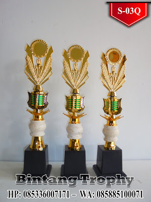 Detail Contoh Gambar Piala Juara Kelas Nomer 6