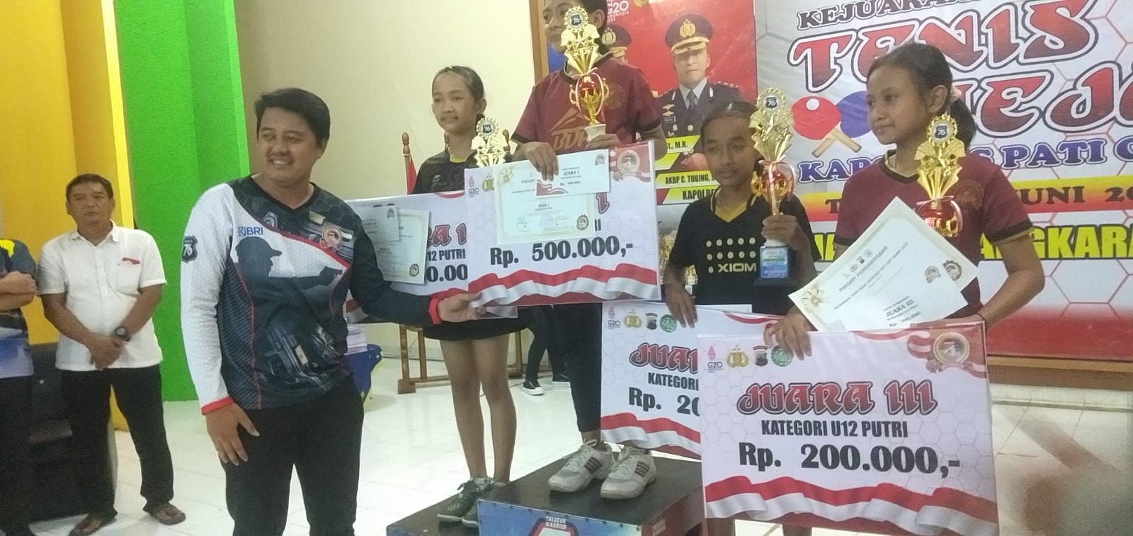 Detail Piagam Kelas Dunia Kejuaraan Tenis Meja Nomer 38