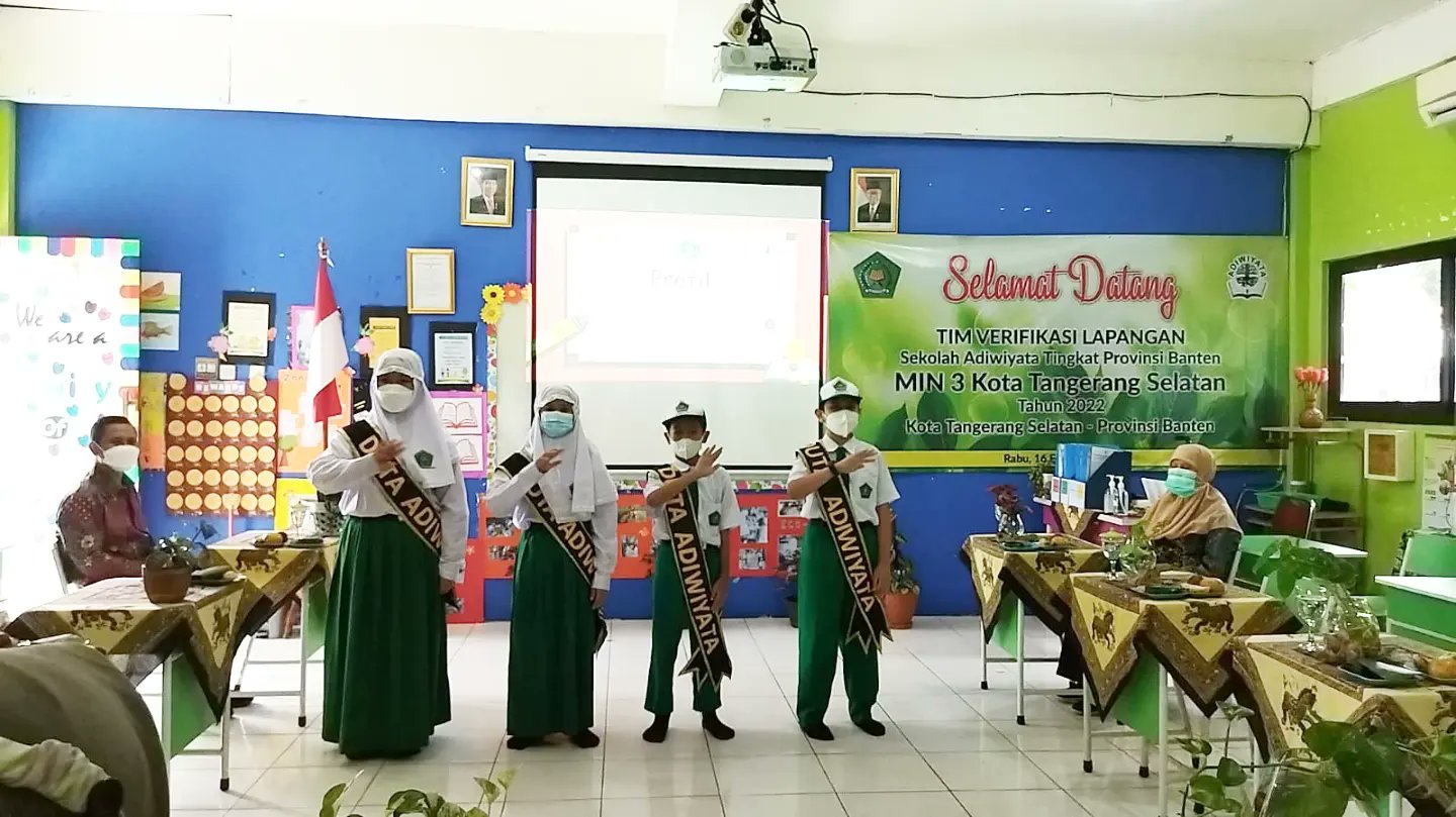 Detail Piagam Penghargaan Juara Kelas Madrasah Ibtidaiyah Nomer 47