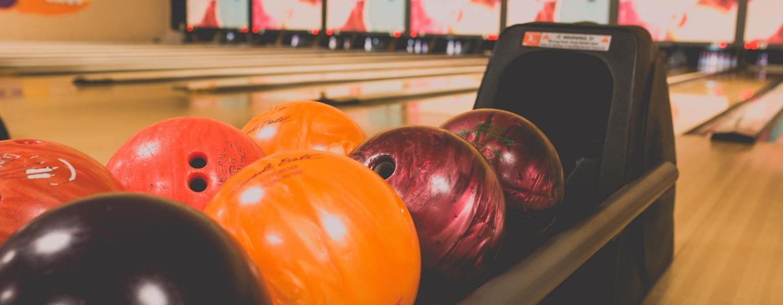 Detail Image Bowling Balls Nomer 51