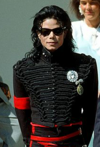 Detail Image Michael Jackson Nomer 22