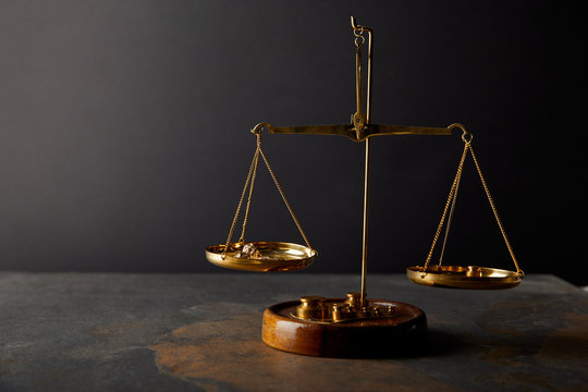Detail Image Of A Balance Scale Nomer 47