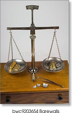 Detail Image Of A Balance Scale Nomer 52