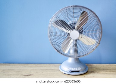 Detail Image Of A Fan Nomer 9