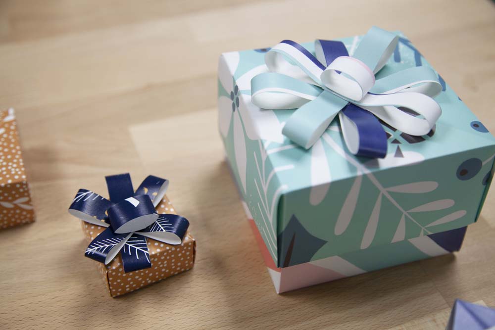 Detail Image Of A Gift Box Nomer 32