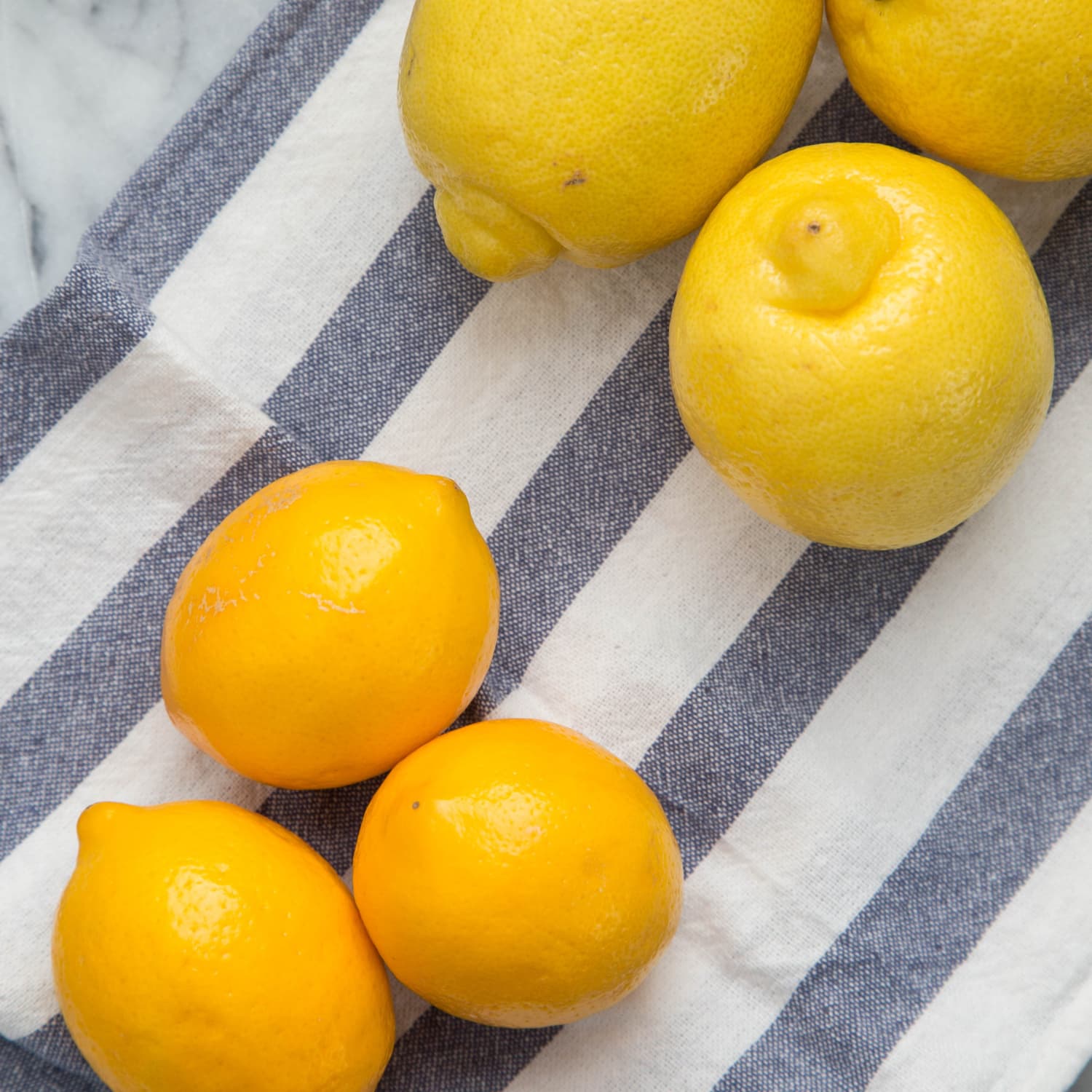Detail Image Of A Lemon Nomer 37