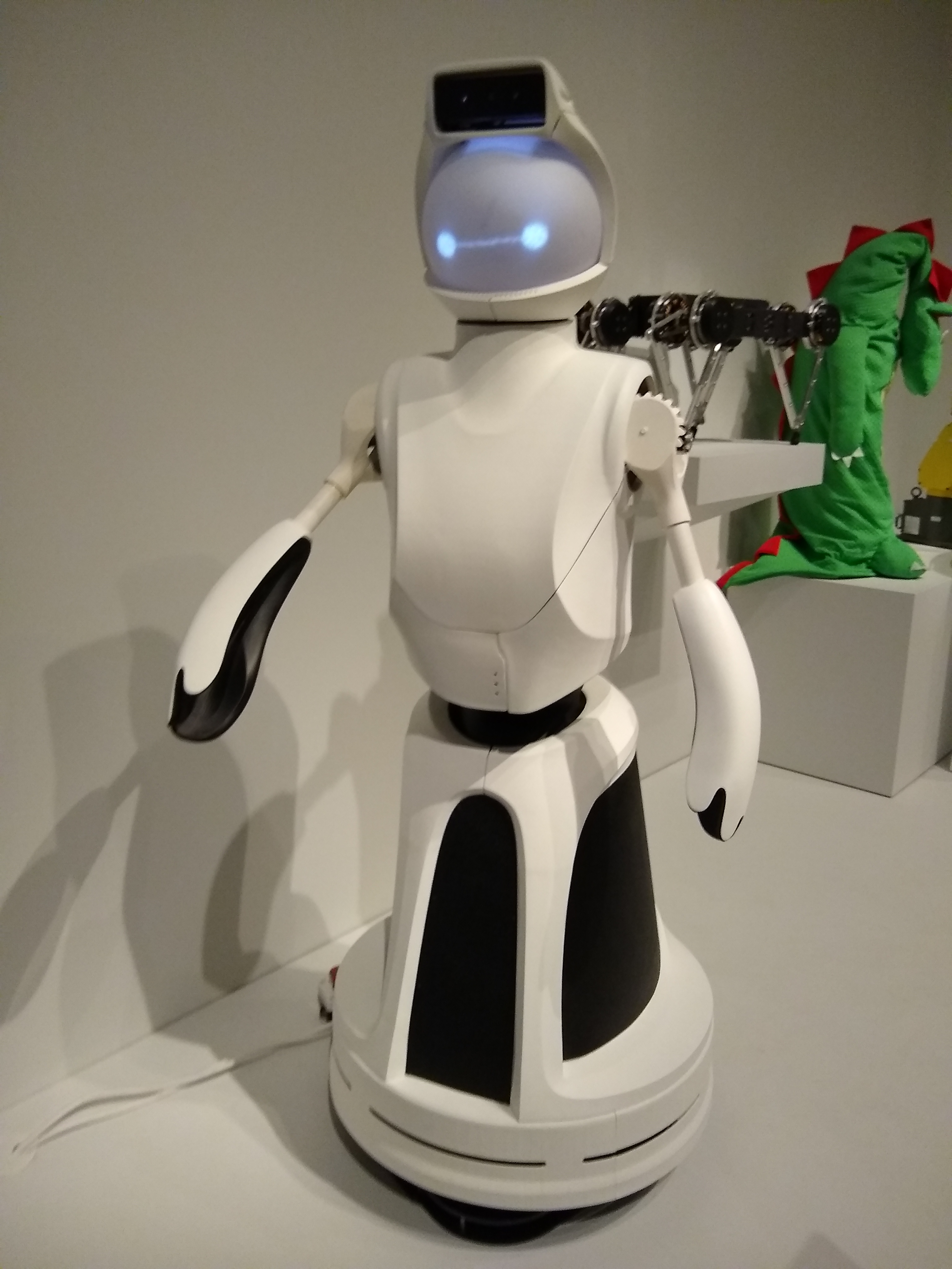 Detail Image Of A Robot Nomer 4