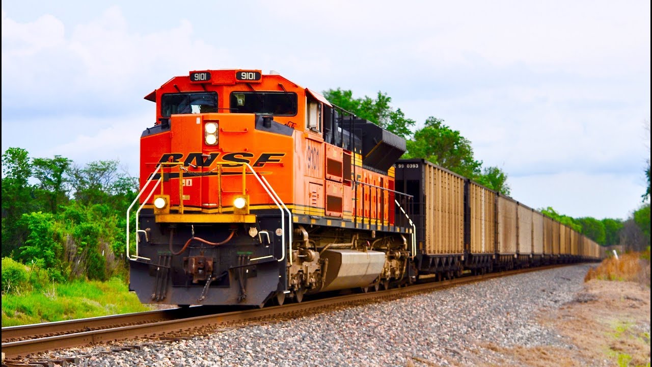 Detail Image Of A Train Nomer 19