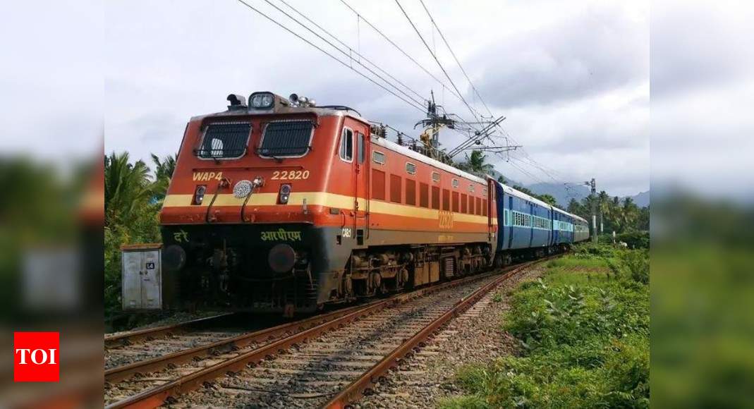 Detail Image Of A Train Nomer 39