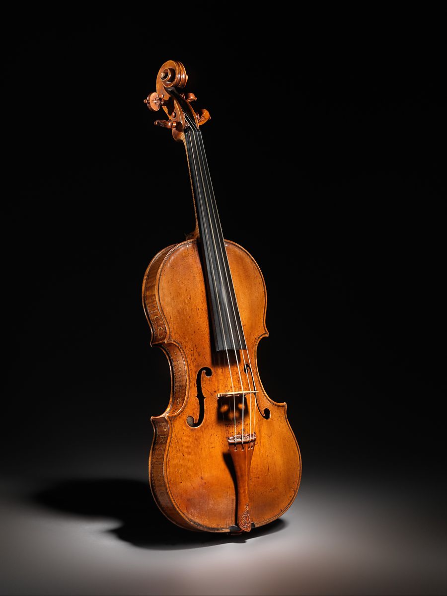 Detail Image Of A Violin Nomer 16