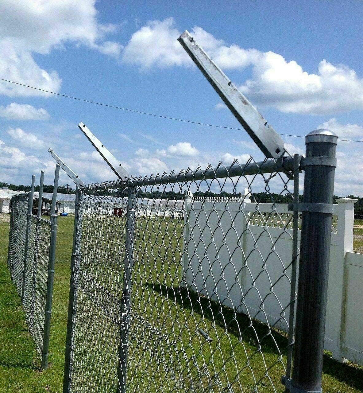 Detail Image Of Barbed Wire Fence Nomer 12