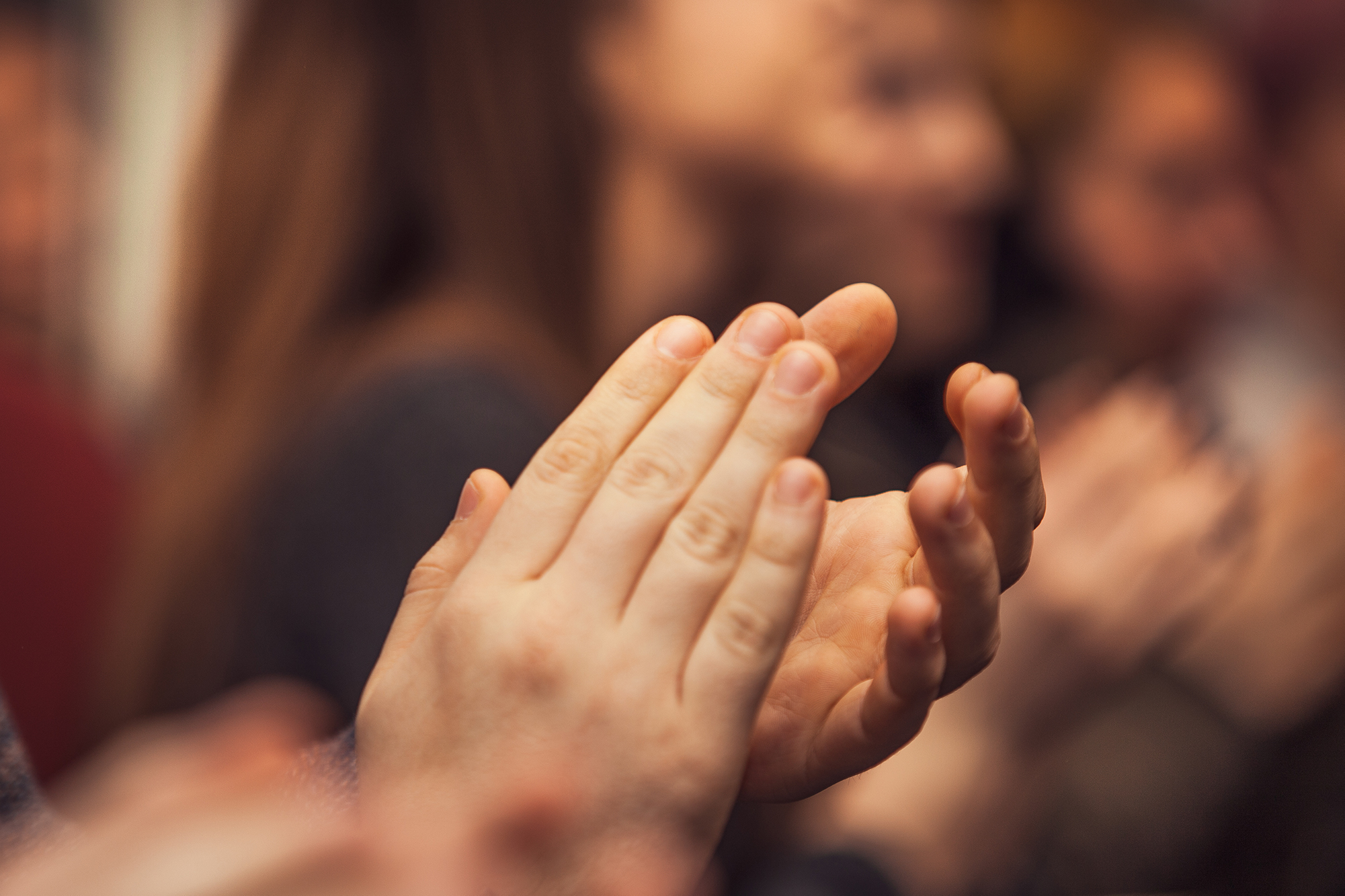 Detail Image Of Clapping Hands Nomer 16