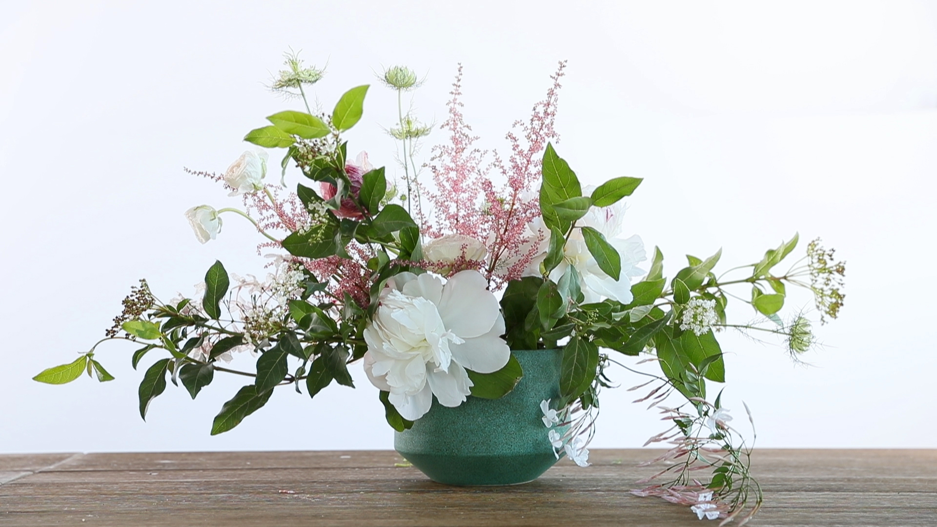 Detail Image Of Flower Arrangements Nomer 19