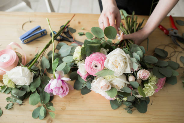 Detail Image Of Flower Arrangements Nomer 23