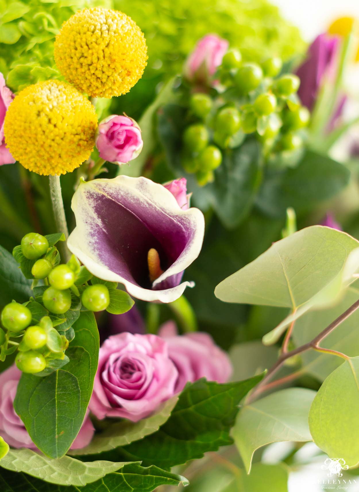 Detail Image Of Flower Arrangements Nomer 44