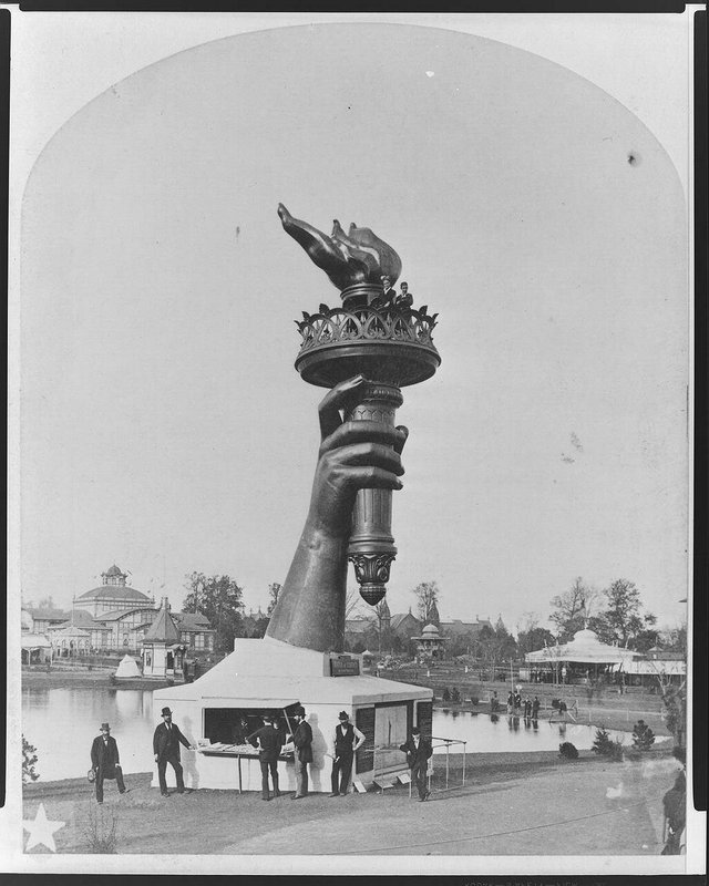 Detail Image Of The Statue Of Liberty Nomer 27
