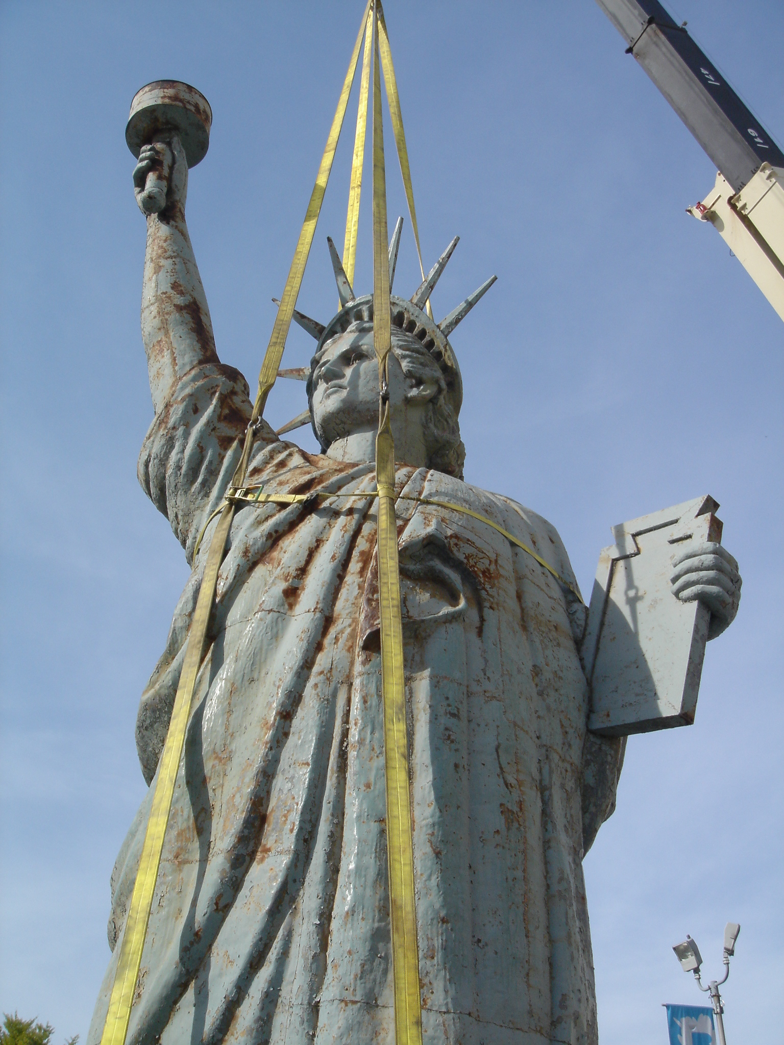 Detail Image Of The Statue Of Liberty Nomer 55