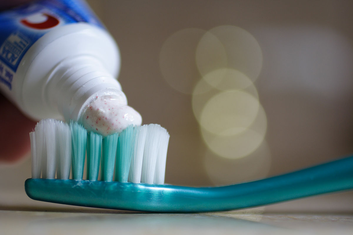 Detail Image Of Toothbrush And Toothpaste Nomer 14