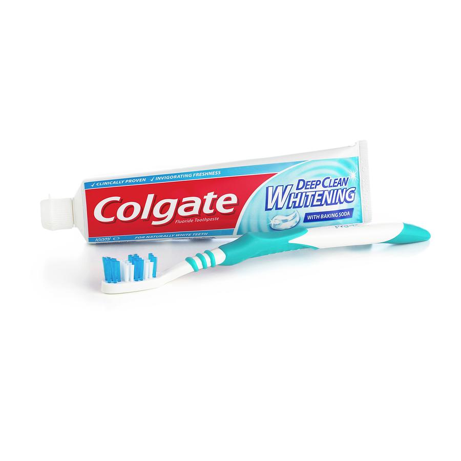 Detail Image Of Toothbrush And Toothpaste Nomer 5