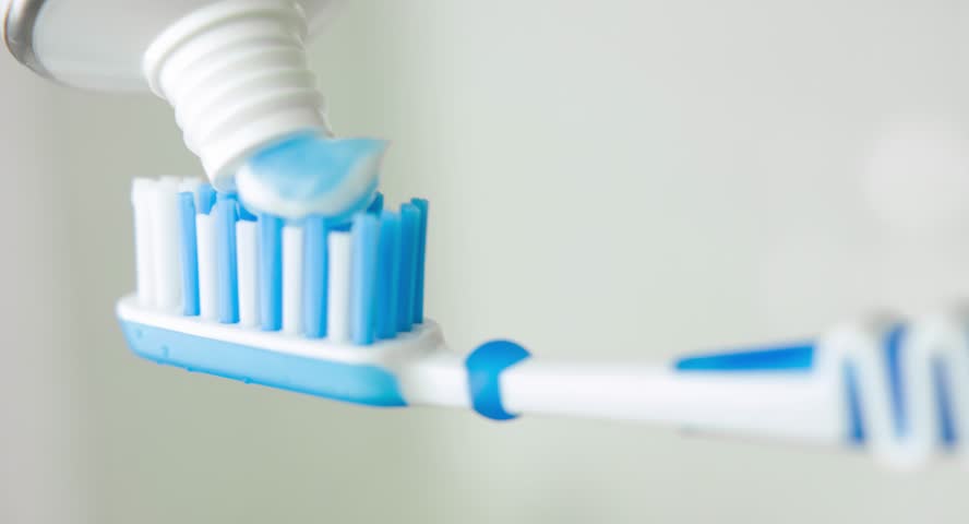 Detail Image Of Toothbrush And Toothpaste Nomer 44