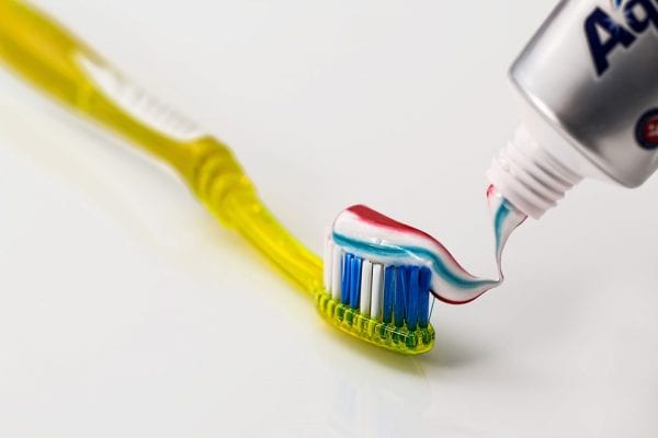 Detail Image Of Toothbrush And Toothpaste Nomer 7