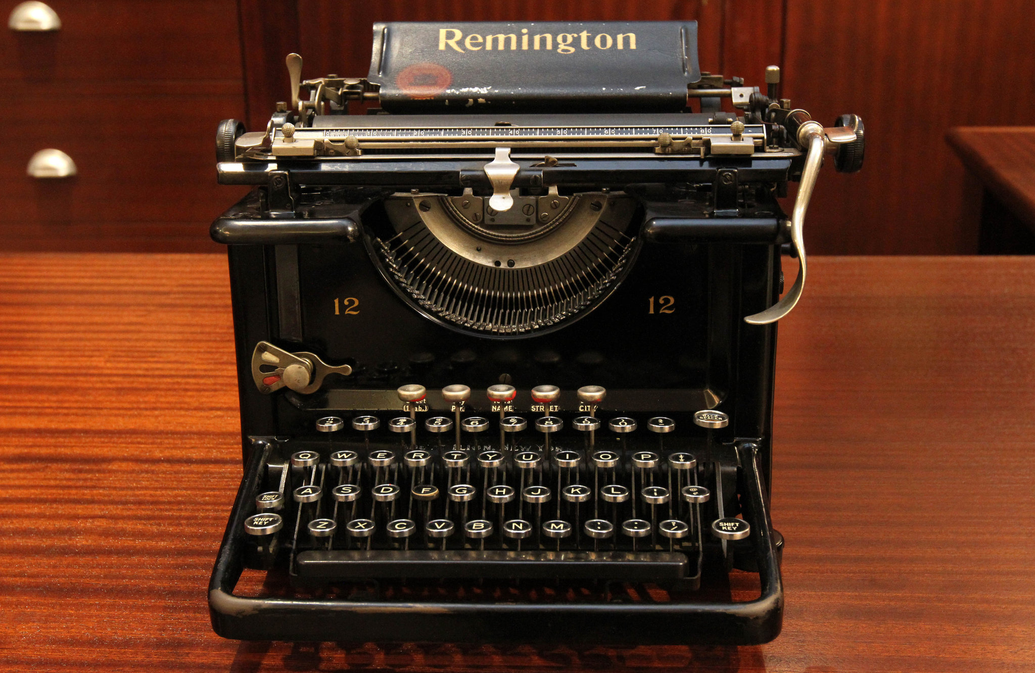 Detail Image Of Typewriter Nomer 25