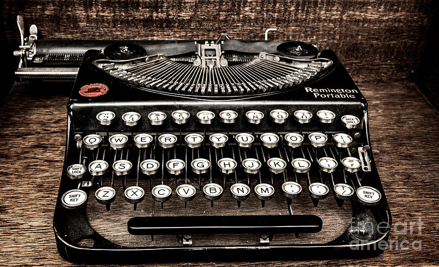 Detail Image Of Typewriter Nomer 32