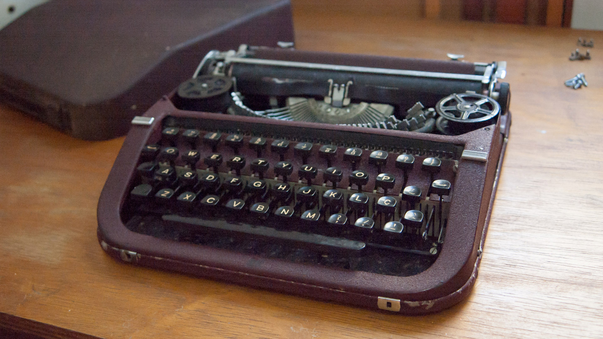 Detail Image Of Typewriter Nomer 36