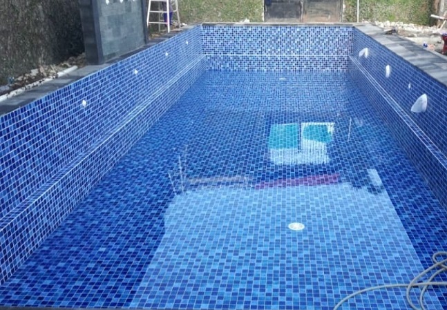Detail Desain Kolam Renang Umum Sederhana Nomer 14