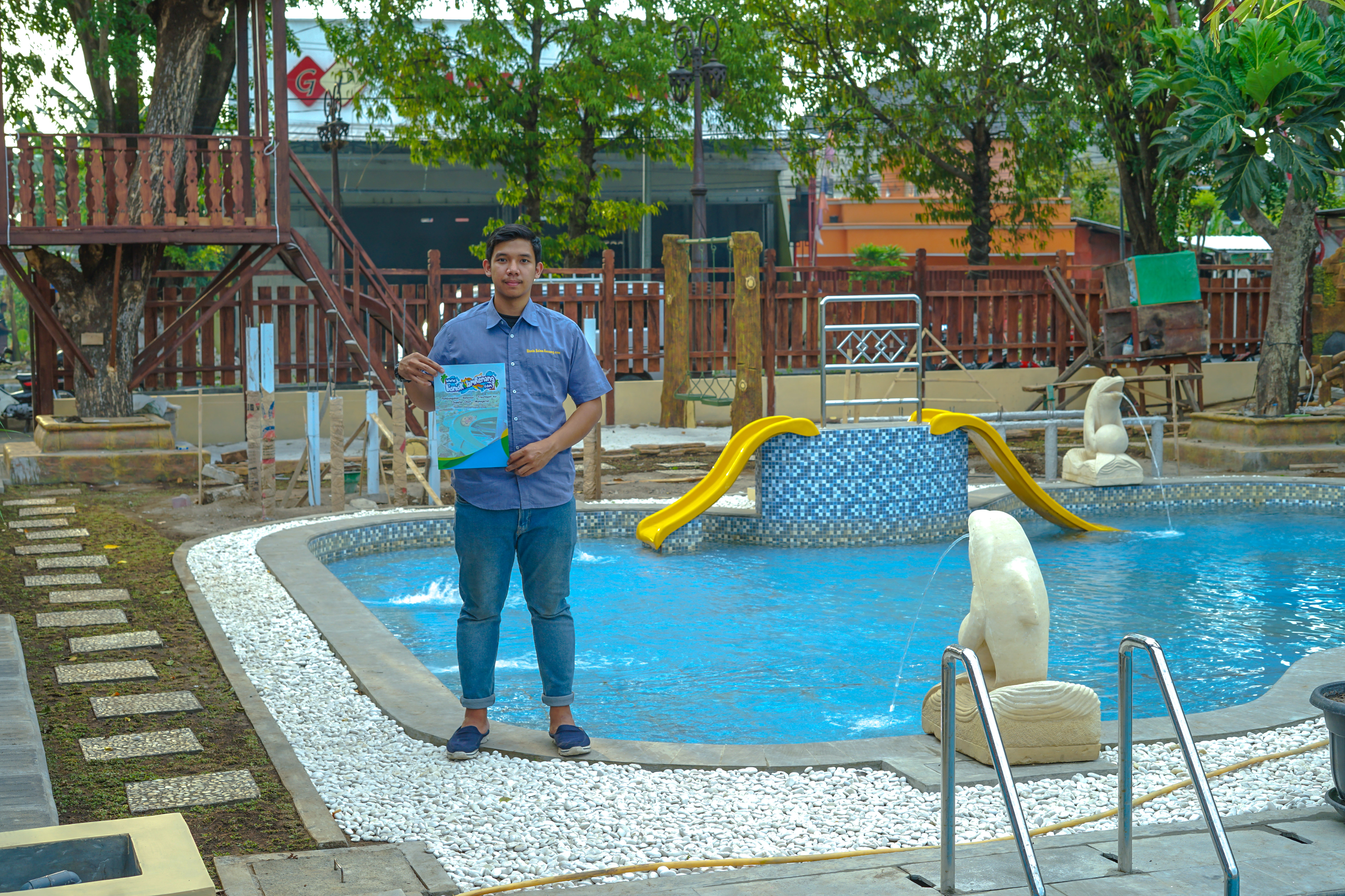Detail Desain Kolam Renang Umum Sederhana Nomer 37