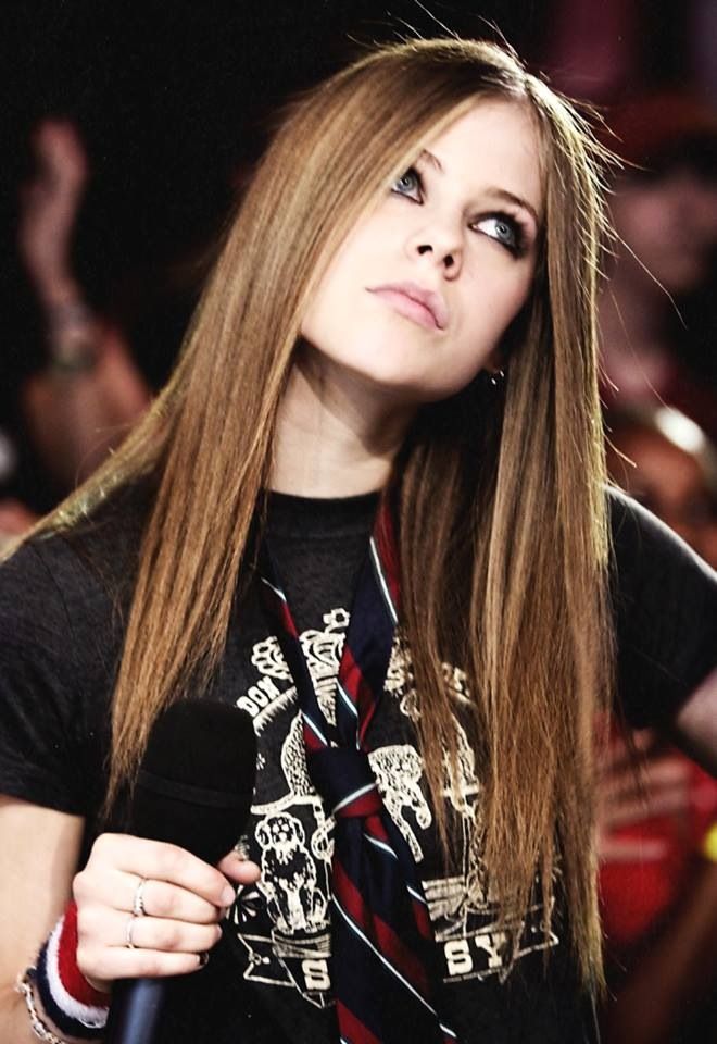 Detail Imagenes De Avril Lavigne Nomer 6