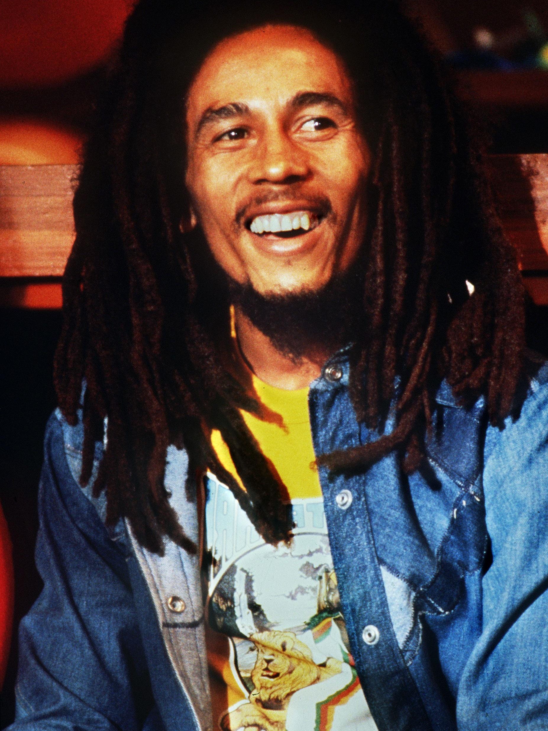 Detail Images Bob Marley Nomer 12
