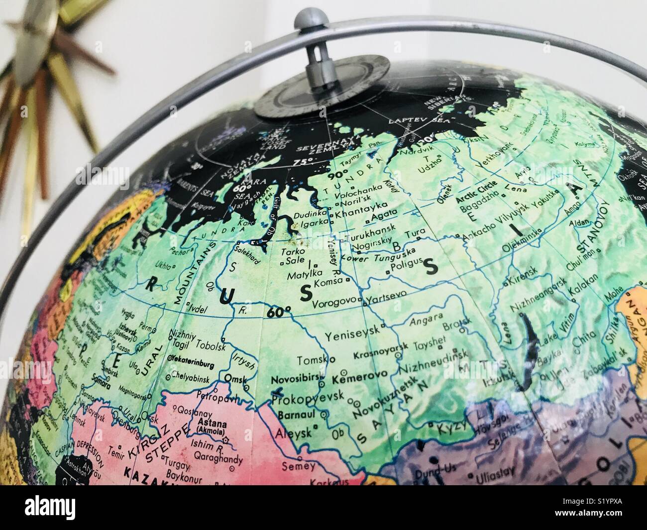 Detail Images Globe Nomer 52