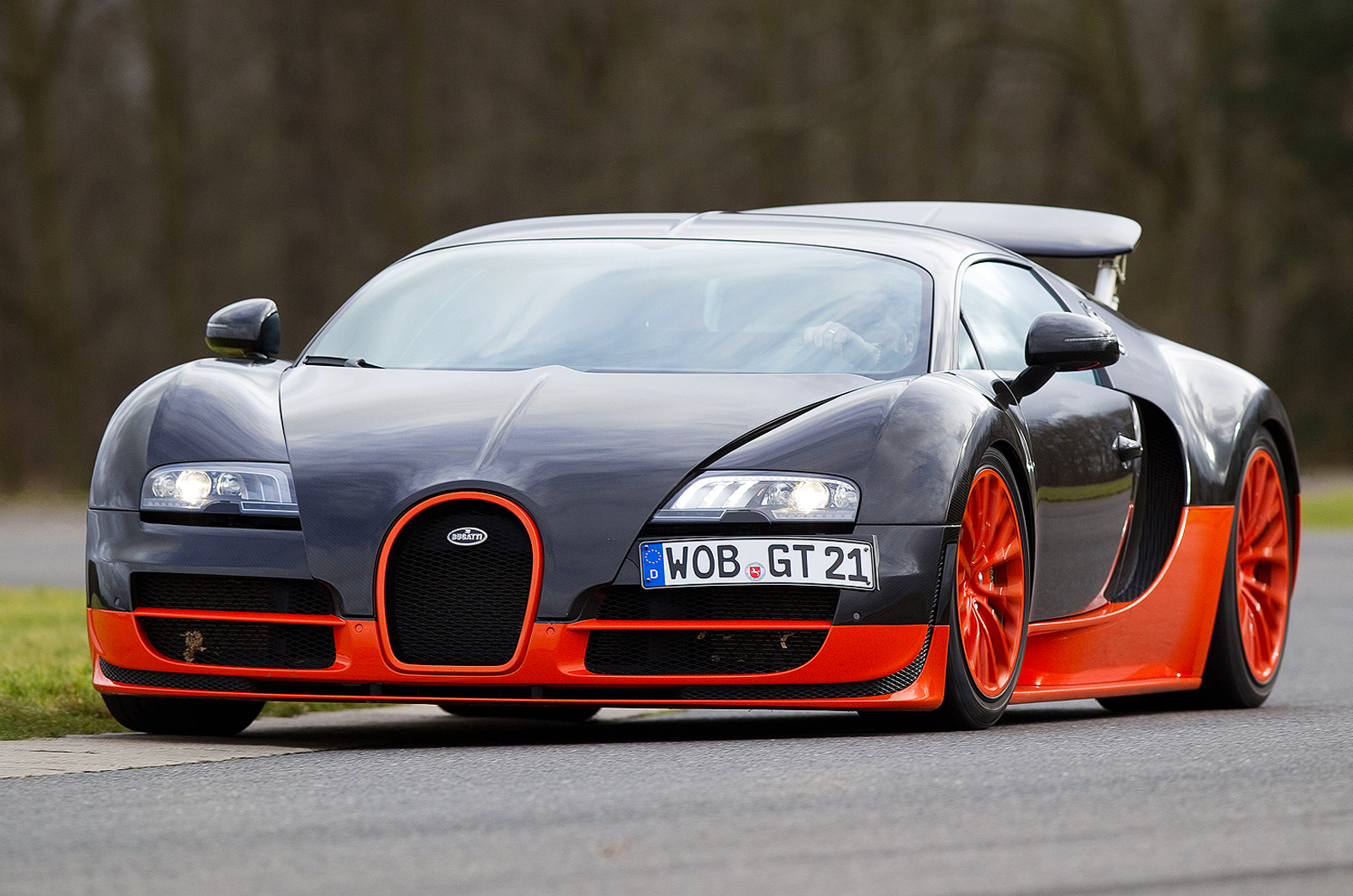 Detail Images Of A Bugatti Veyron Nomer 19