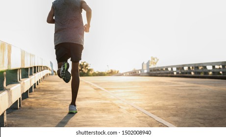 Detail Images Of A Person Running Nomer 15