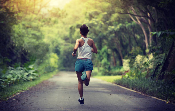 Detail Images Of A Person Running Nomer 36