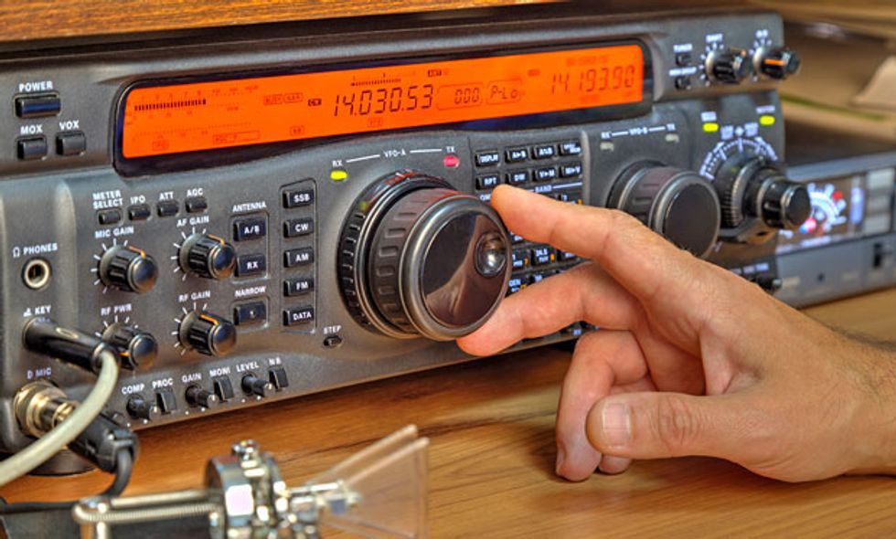 Detail Images Of A Radio Nomer 29