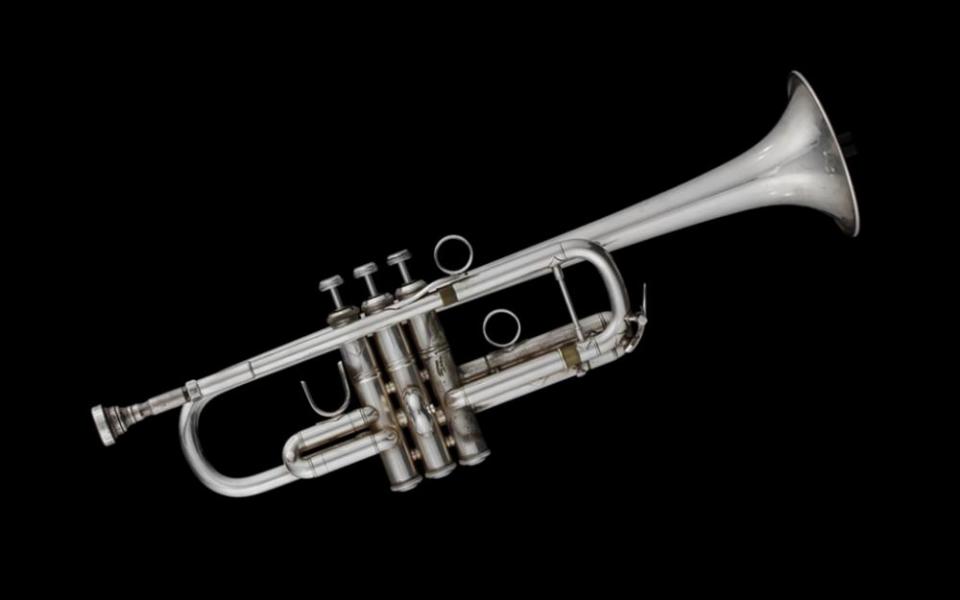 Detail Images Of A Trumpet Nomer 24