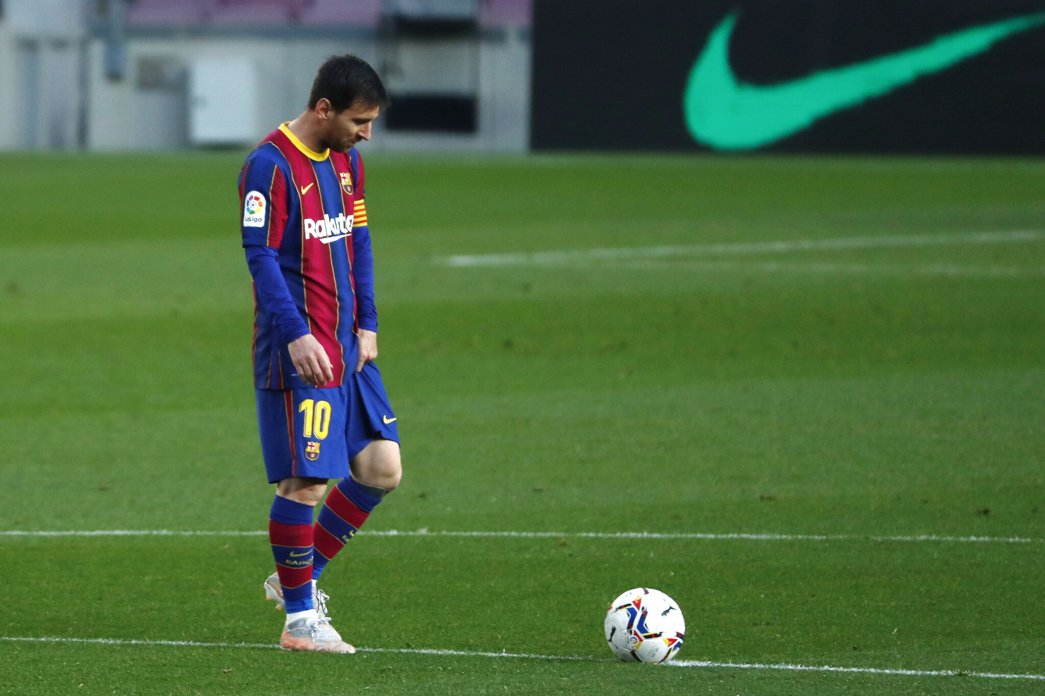 Download Images Of Barcelona Soccer Team Nomer 52