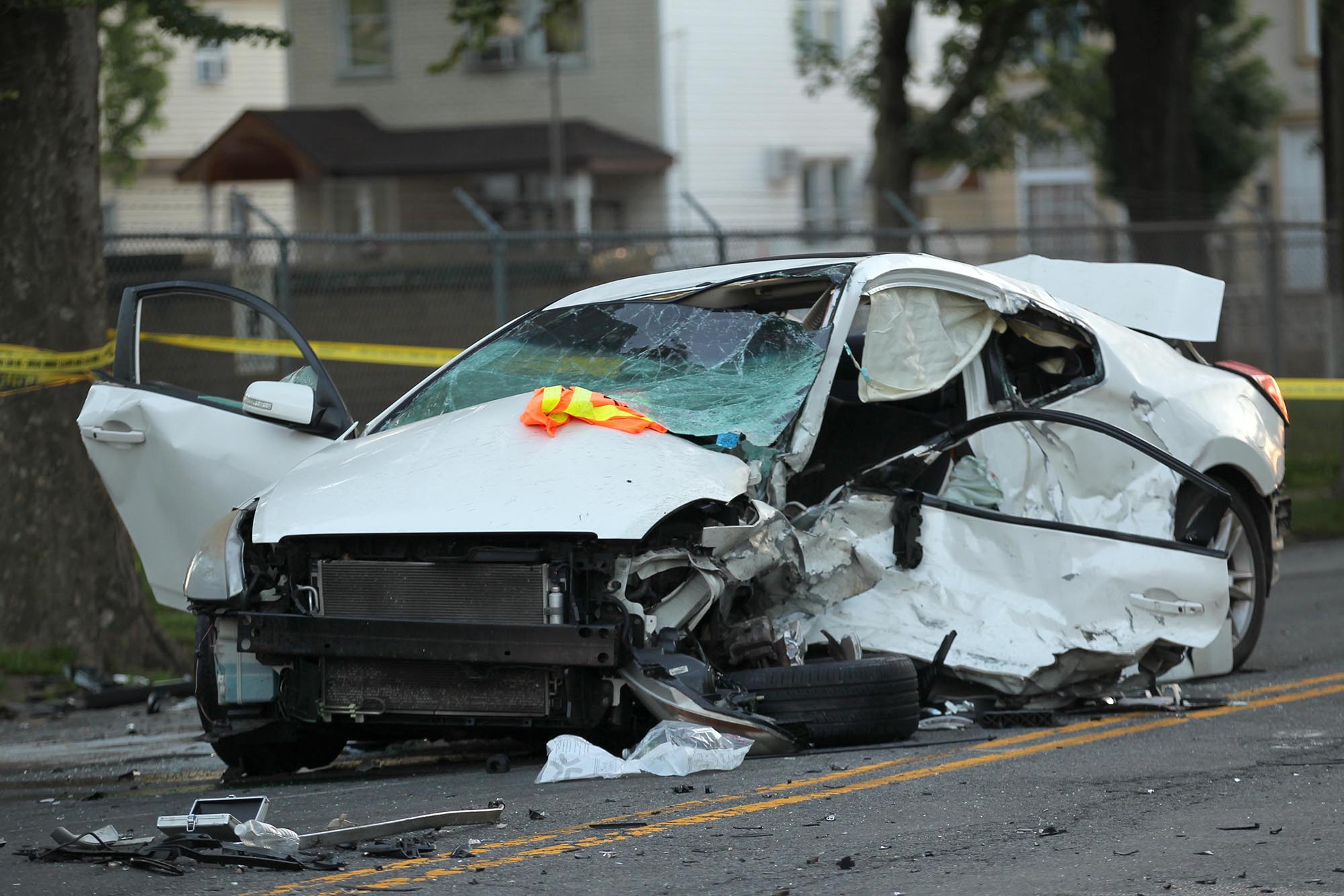 Detail Images Of Car Crashes Nomer 26