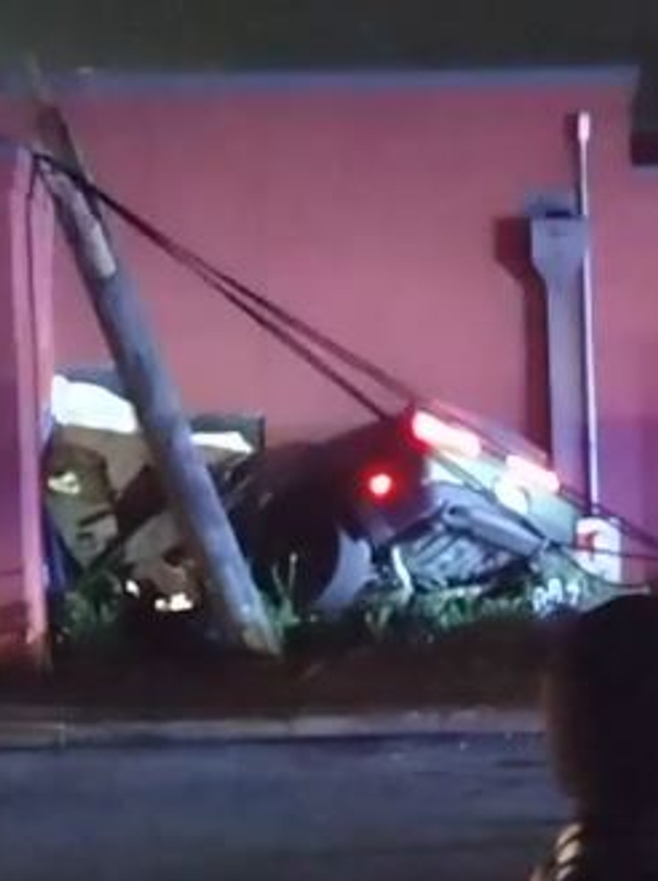Detail Images Of Car Crashes Nomer 37